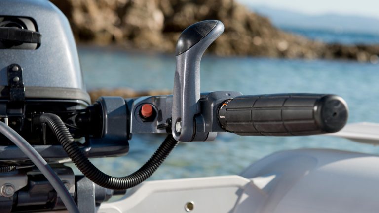 2017-Yamaha-FT8-EU-Detail-004-03