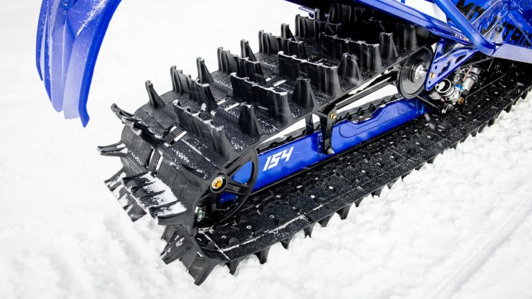 2024-Yamaha-MNTN-MAX-154-EU-Detail-004-03