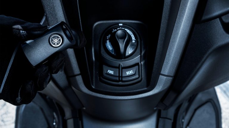 2025-Yamaha-G125YM-EU-Detail-010-03