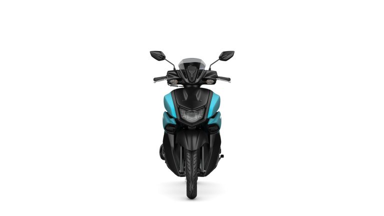 2025-Yamaha-LCG125-EU-Matt_Cyan-Studio-008-03