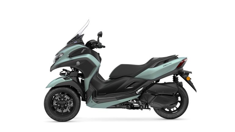 2025-Yamaha-LMW300YM-EU-Zen_Green-Studio-006-03