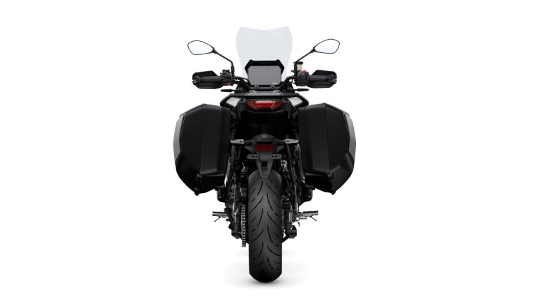 2025-Yamaha-MT09ATRDX-EU-Ceramic_Ice-Studio-004-03