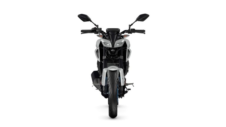 2025-Yamaha-MT125A-EU-Ice_Storm-Studio-006-03