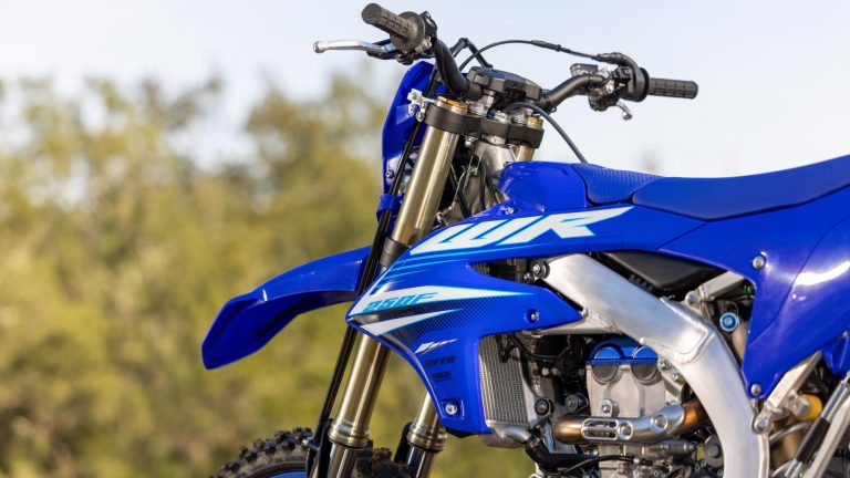 2025-Yamaha-WR250F-EU-Icon_Blue-Detail-005-03