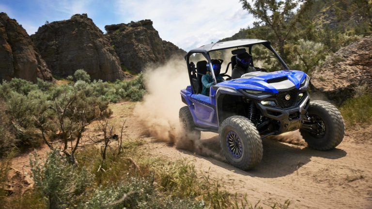 2025-Yamaha-YXE1000EWS-25-EU-Team_Yamaha_Blue_-Action-007-03