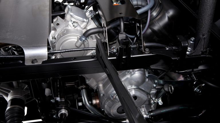 2025-Yamaha-YXM700E-25-EU-Detail-001-03