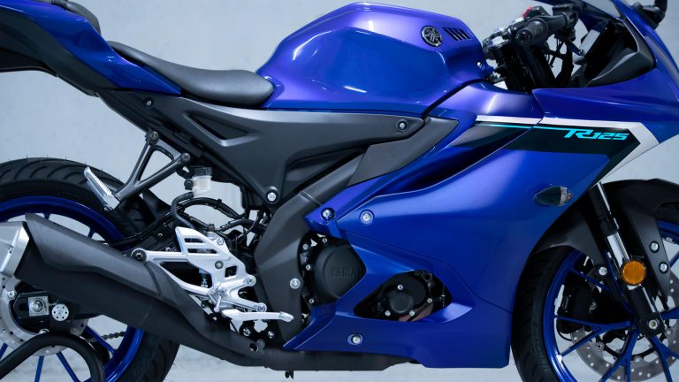 2025-Yamaha-YZF-R125-EU-Detail-009-03