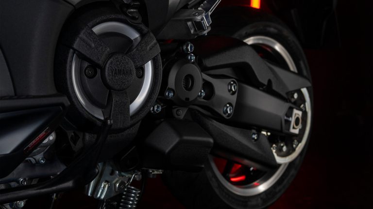 2026-Yamaha-XP500ASV-EU-NA-Detail-004-03