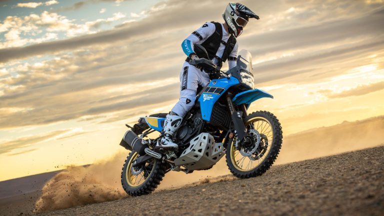 2026-Yamaha-XTZ700SPR-EU-Sky_Blue-Action-014-03