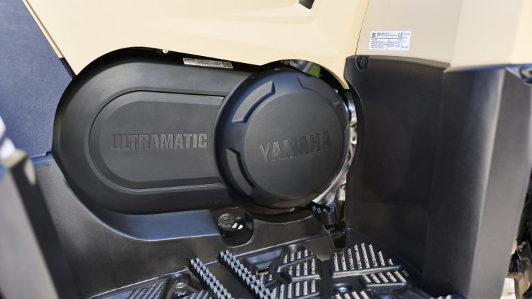 2026-Yamaha-YFM450FWBD-S-EU-NA-Detail-003-03