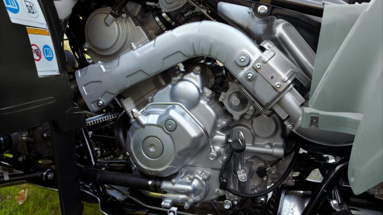 2026-Yamaha-YFM700FWAD-X-EU-NA-Detail-001-03