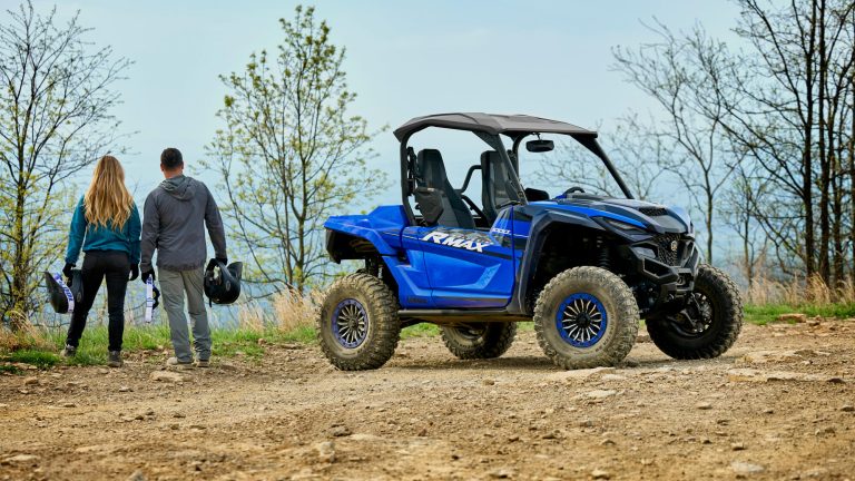 2026-Yamaha-YXE1000EWS-EU-SP-EU-Team_Yamaha_Blue-Static-002-03