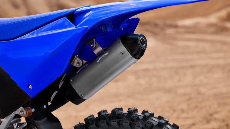 2026-Yamaha-YZ125LCSV-EU-NA-Detail-002-03