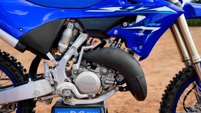 2026-Yamaha-YZ125LCSV-EU-NA-Detail-005-03