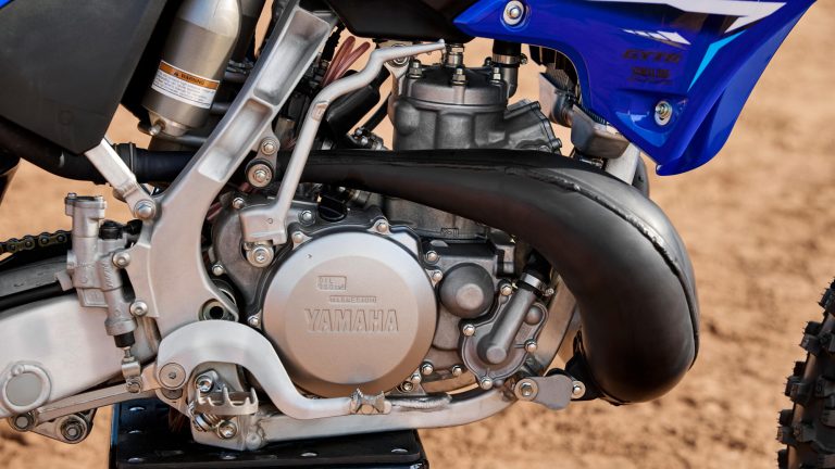 2026-Yamaha-YZ250LCSV-EU-NA-Detail-007-03