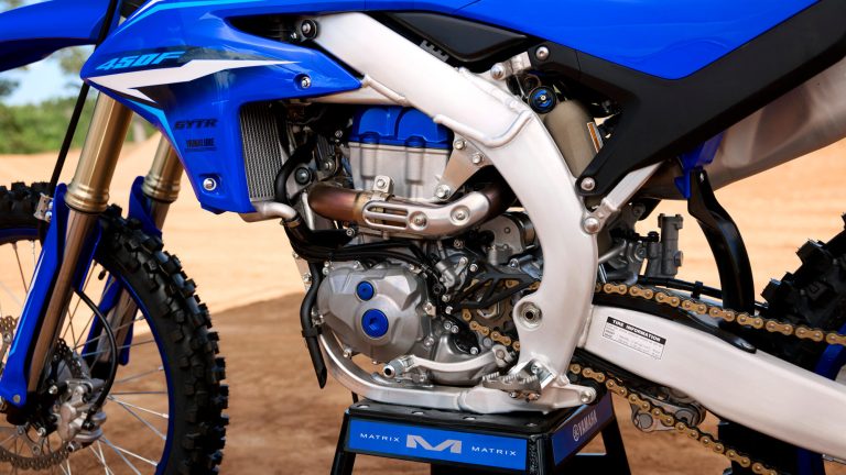 2026-Yamaha-YZ450FSV-EU-NA-Detail-002-03