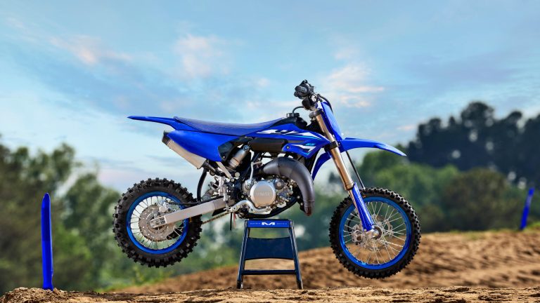 2026-Yamaha-YZ65-EU-Icon_Blue-Static-002-03