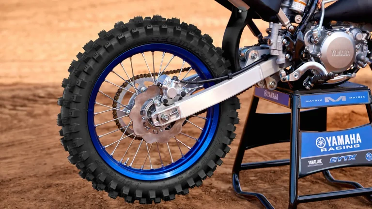 2026-Yamaha-YZ85LW-EU-NA-Detail-008-03