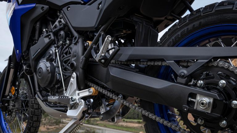 2027-Yamaha-XTZ700-EU-NA-Detail-004-03