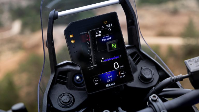 2027-Yamaha-XTZ700-EU-NA-Detail-006-03